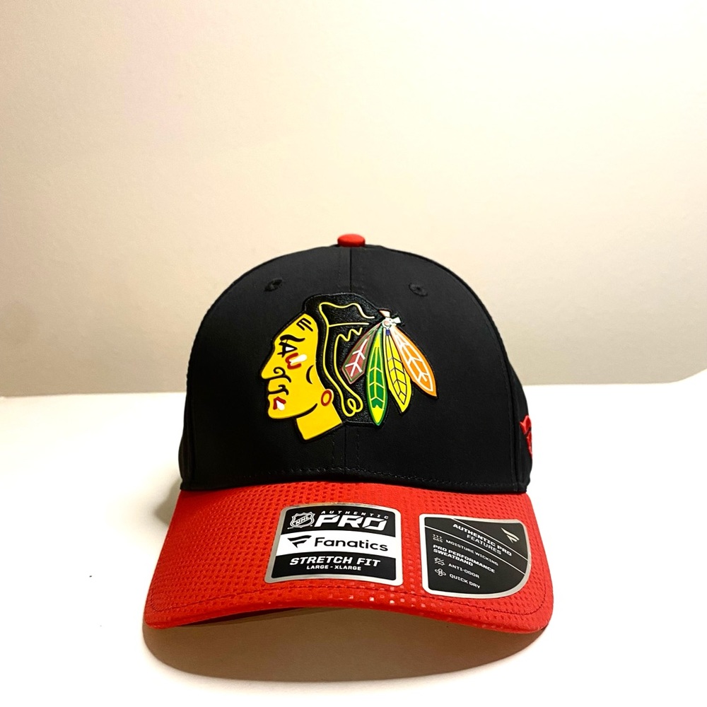 NHL Chicago Blackhawks Hat Adult Size OS Black